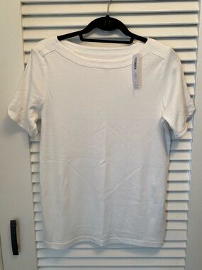 Chico's White Short-Sleeve Boatneck Tee